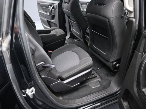 Used 2016 Chevrolet Traverse LT w/ Style and Technology Package image 20