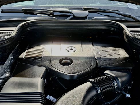 Used 2024 Mercedes-Benz GLE 350 4MATIC image 43