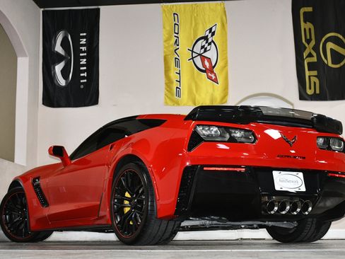 Used 2017 Chevrolet Corvette Z06 w/ Z07 Performance Package image 86