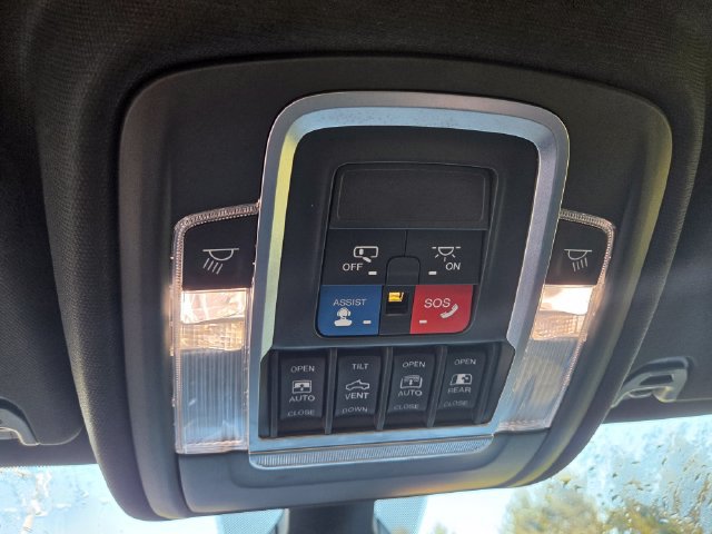 Used 2019 RAM 1500 Big Horn AWD/4WD image 10