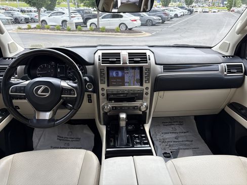 Used 2021 Lexus GX 460 Luxury w/ Off Road Package AWD/4WD image 30