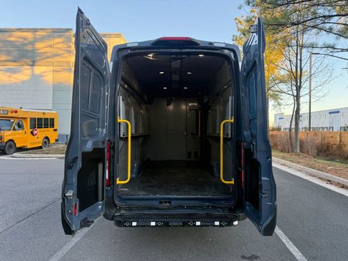 Used 2020 Ford Transit 250 148 High Roof Extended image 15
