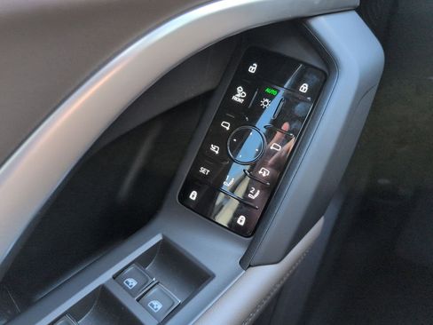 New 2025 Audi Q5 Premium Plus image 14