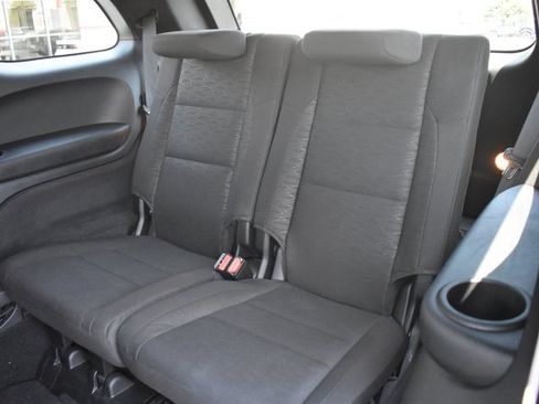 Used 2023 Dodge Durango GT RWD image 17