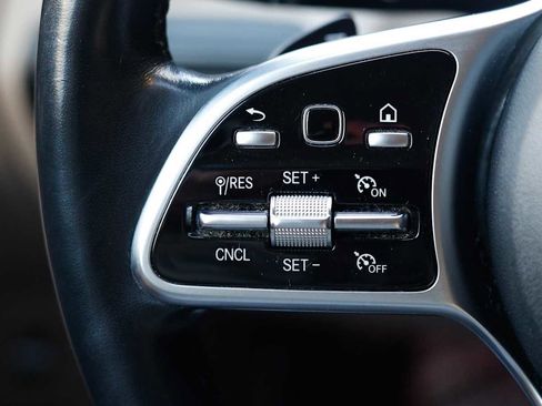 Used 2022 Mercedes-Benz GLC 300 4MATIC image 20