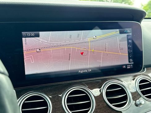 Used 2020 Mercedes-Benz E 350 Sedan image 26