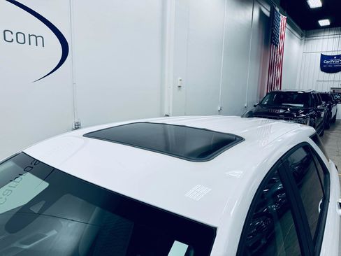 Used 2020 Chevrolet Equinox LS w/ LS Convenience Package image 14