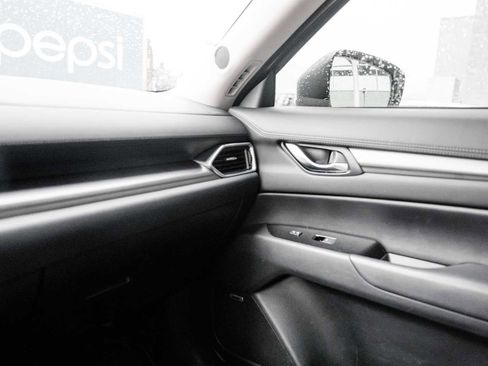 Used 2019 MAZDA CX-5 Touring image 27