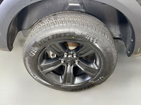 Used 2022 RAM 1500 Classic Warlock w/ Electronics Group image 33