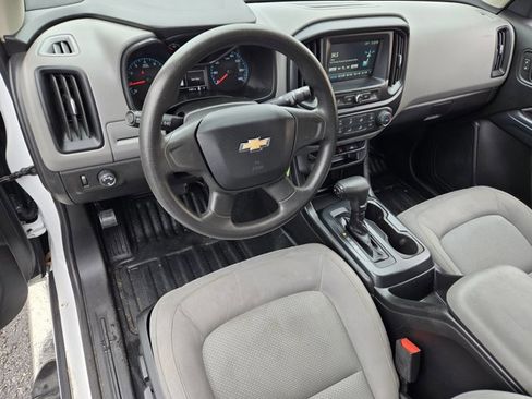 Used 2018 Chevrolet Colorado W/T image 25
