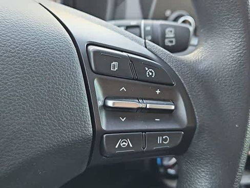 Used 2022 Hyundai Kona SEL w/ Cargo Package image 23