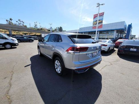 Used 2021 Volkswagen Atlas Cross Sport S image 6