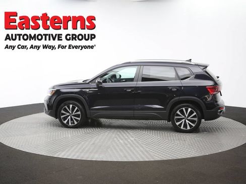 Used 2022 Volkswagen Taos SE AWD/4WD image 57