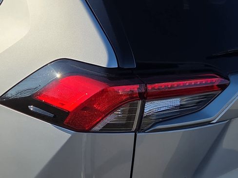 Certified 2021 Toyota RAV4 XSE w/ Carpet Mat Package (TMS) image 11