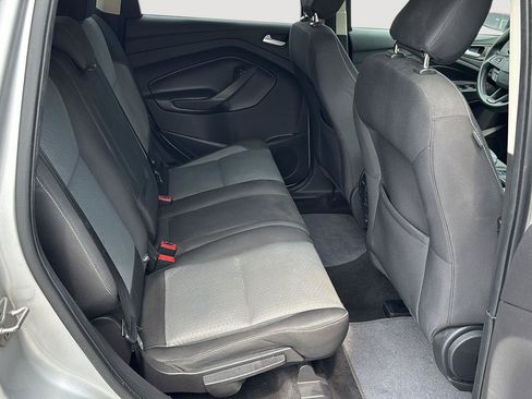 Used 2018 Ford Escape SE FWD image 14