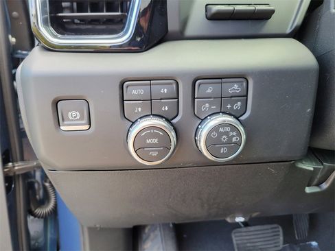 New 2026 GMC Sierra 2500 Denali w/ Technology Package image 13