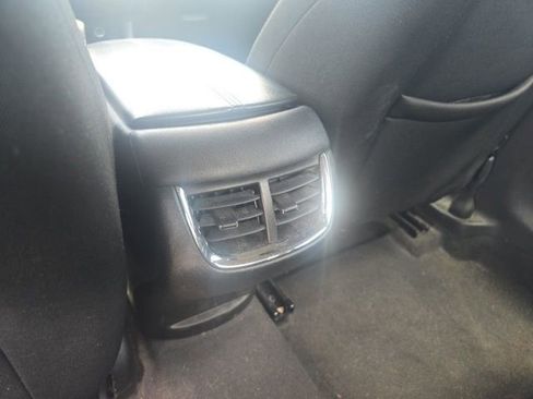 Used 2024 Chevrolet Malibu LT FWD image 26