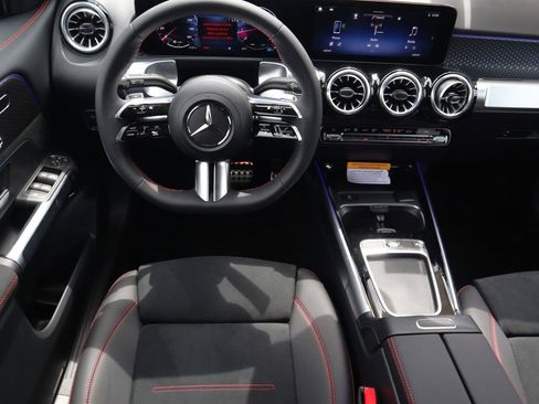 Certified 2024 Mercedes-Benz GLB 250 GLB 250 image 11