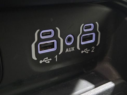 Used 2020 RAM 2500 Laramie image 30