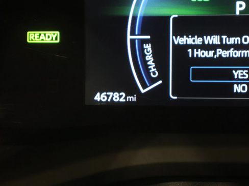 Used 2025 Toyota Camry LE FWD image 38