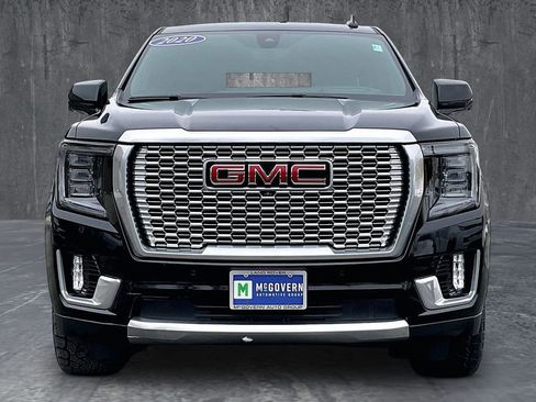 Used 2021 GMC Yukon Denali w/ Denali Ultimate Package image 2