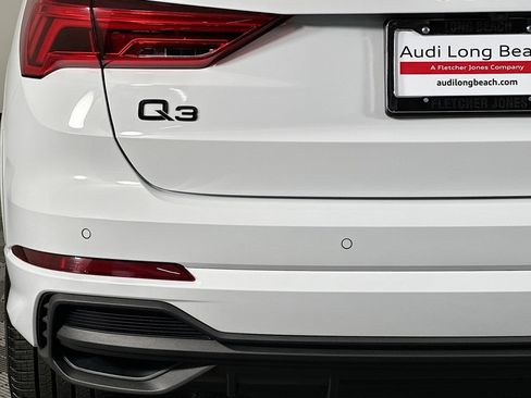 Used 2025 Audi Q3 2.0T Premium Plus w/ Premium Plus Package AWD/4WD image 17