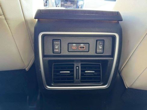 Used 2022 Nissan Murano Platinum w/ Cargo Package FWD image 38
