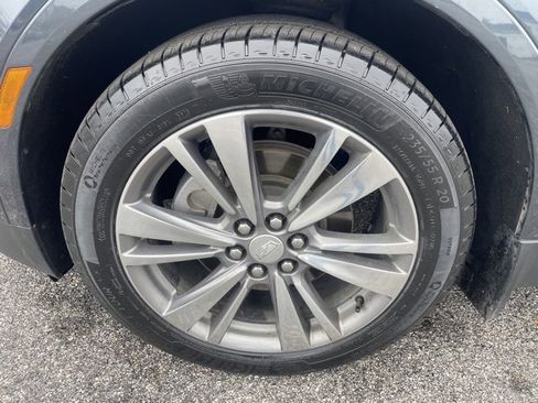 Used 2020 Cadillac XT5 Premium Luxury image 47