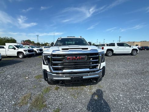 New 2026 GMC Sierra 3500 SLT w/ SLT Premium Package AWD/4WD image 28