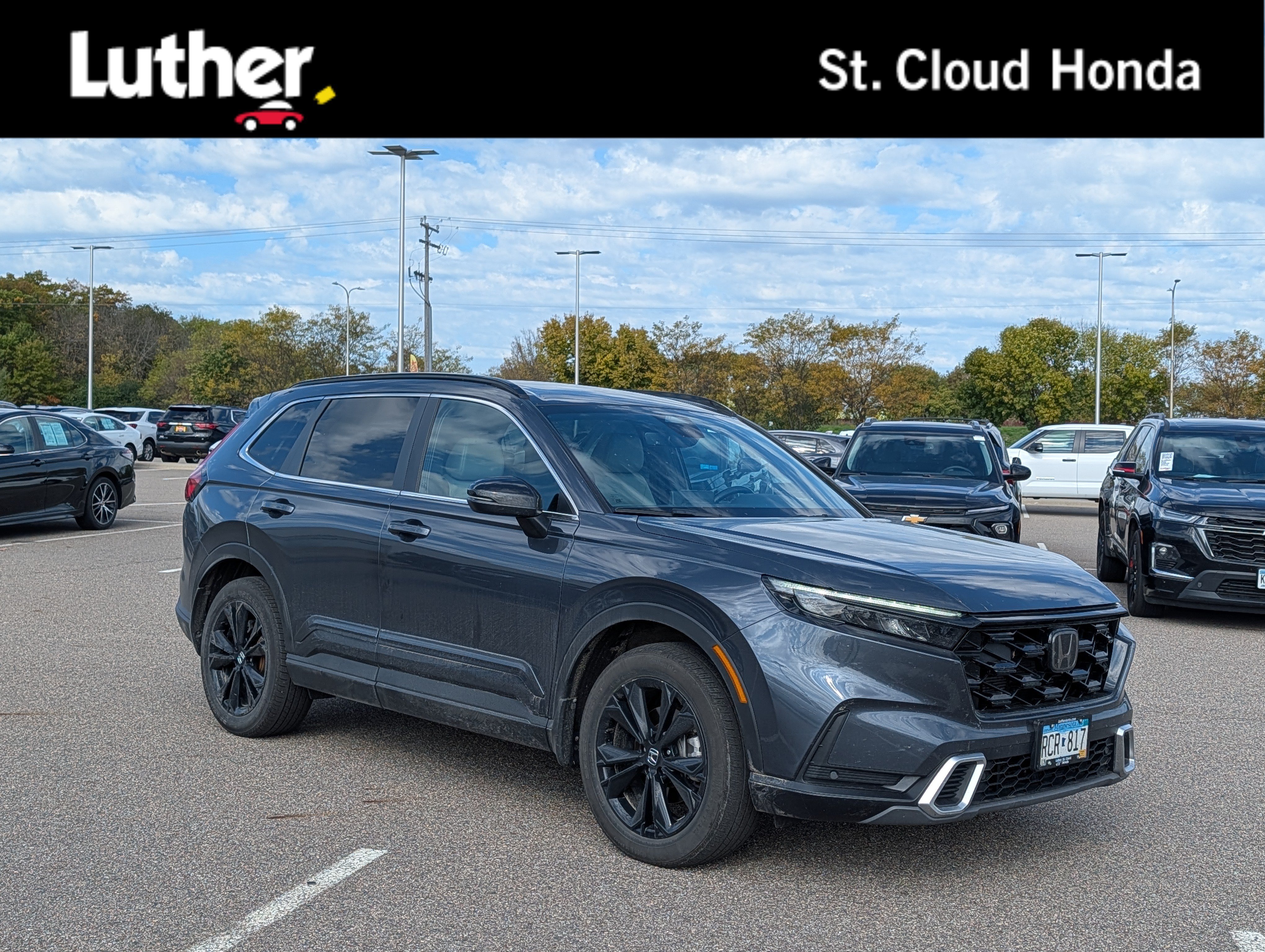 Used 2025 Honda CR-V Sport Touring image 1