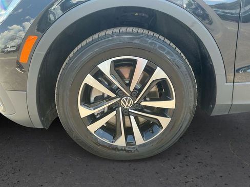 Used 2023 Volkswagen Tiguan S FWD image 13