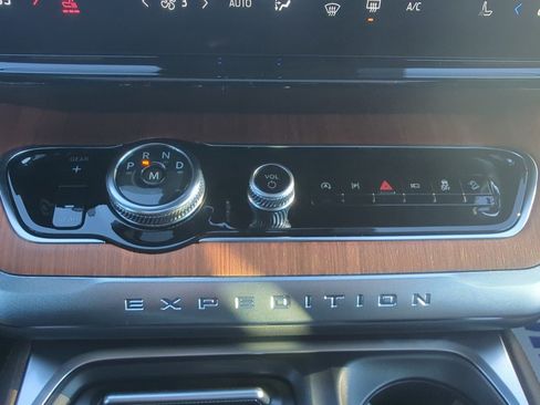 New 2025 Ford Expedition Max King Ranch image 24