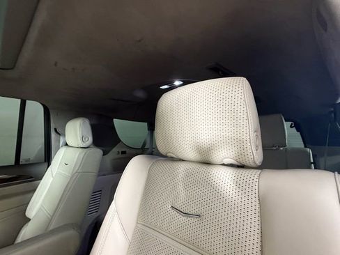 Used 2021 Cadillac Escalade ESV Sport Platinum image 22