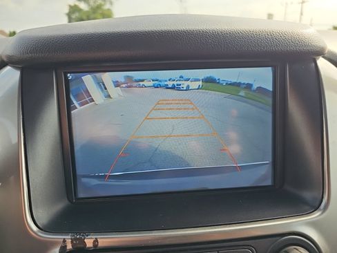 Used 2017 Chevrolet Suburban Premier AWD/4WD image 18