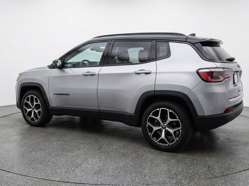 Used 2025 Jeep Compass Limited AWD/4WD image 6