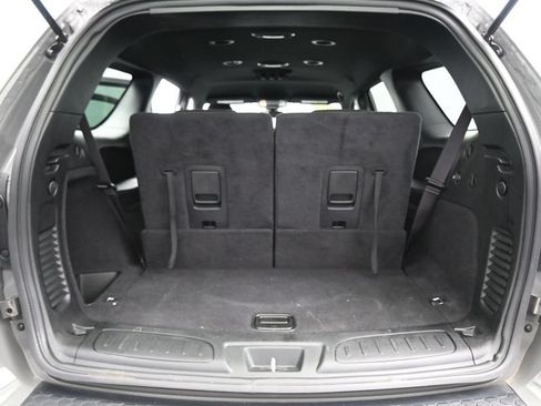 Used 2022 Dodge Durango SXT w/ Blacktop Package AWD/4WD image 26