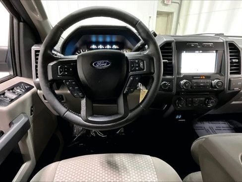 Used 2018 Ford F150 XLT w/ Equipment Group 302A Luxury AWD/4WD image 5