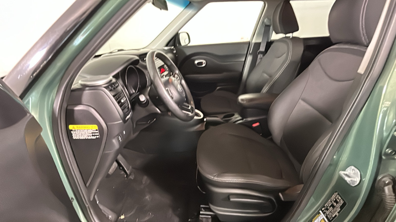 Used 2014 Kia Soul FWD image 14