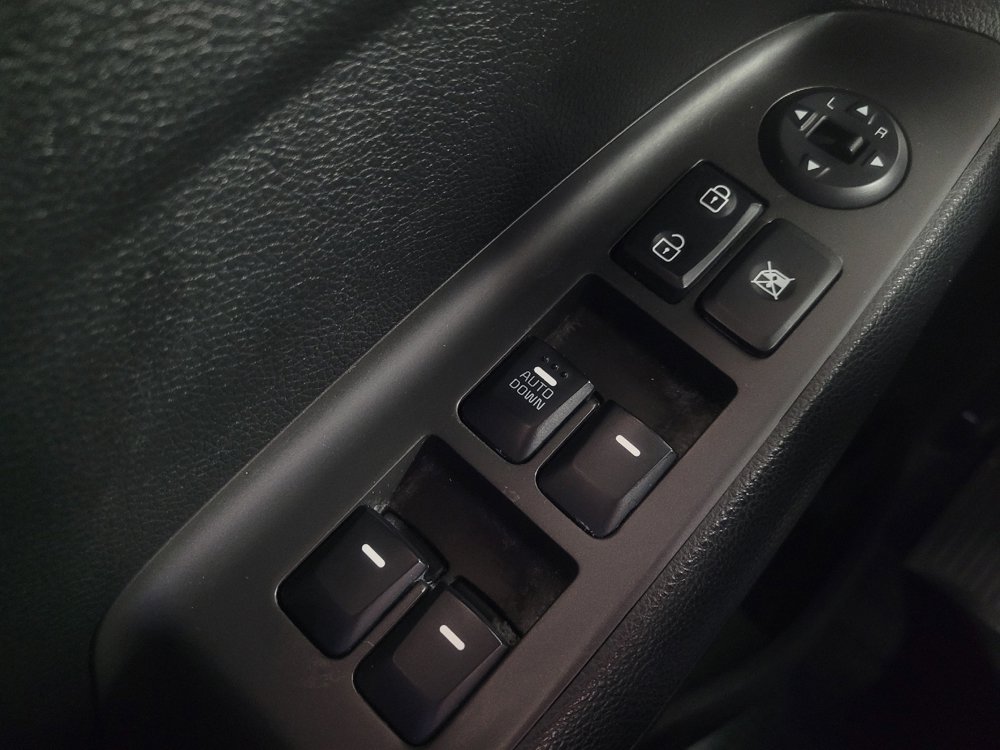Used 2018 Kia Forte LX FWD image 27