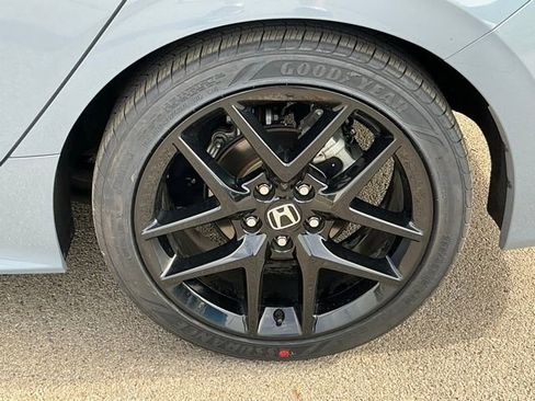 Certified 2024 Honda Civic Sport image 5