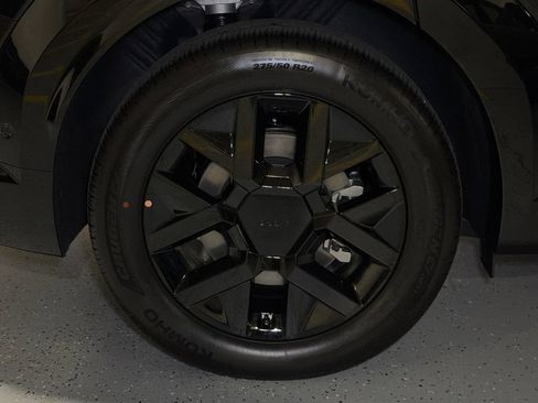 New 2026 Kia EV9 Land w/ Nightfall Edition Package AWD/4WD image 9