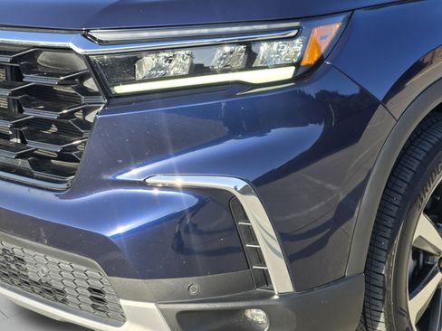 Certified 2025 Honda Pilot Touring image 29