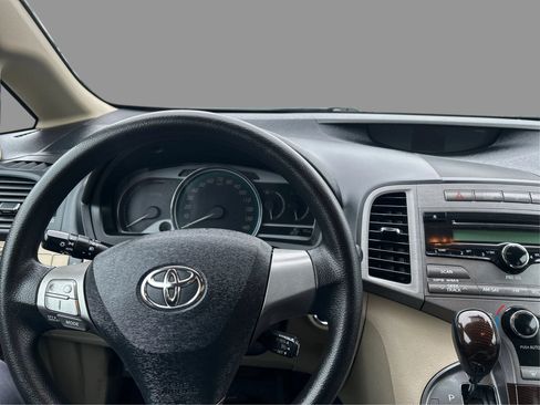 Used 2009 Toyota Venza AWD image 15
