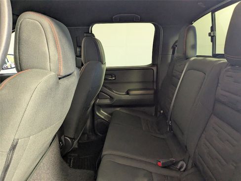 Used 2025 Nissan Frontier PRO-4X w/ Pro Convenience Package image 27