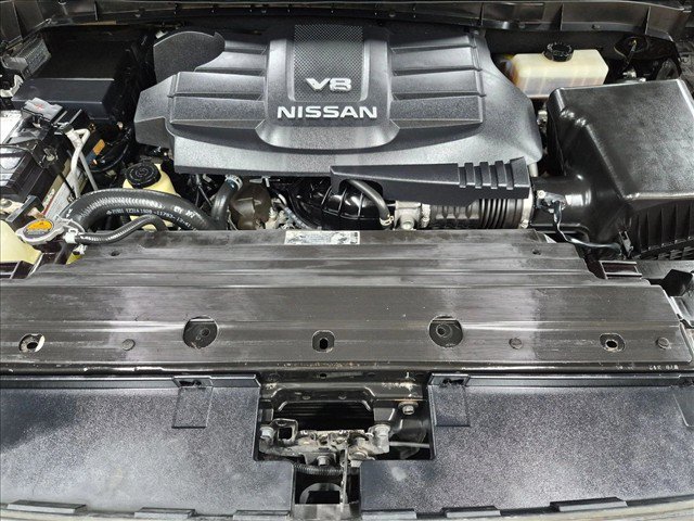 Used 2018 Nissan Titan Platinum Reserve w/ Platinum Utility Package RWD image 23