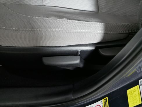 Used 2016 Toyota Corolla LE FWD image 20