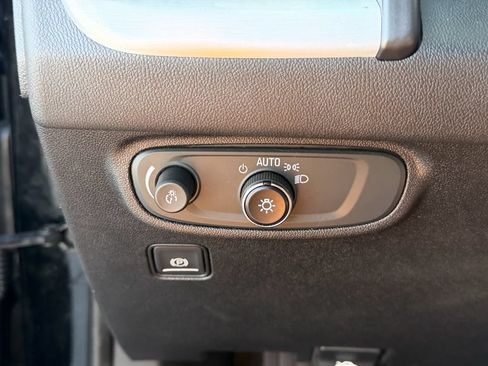 Used 2019 GMC Terrain SLE FWD image 27