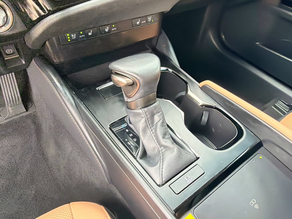 Certified 2024 Lexus ES 350 w/ Premium Package FWD image 20