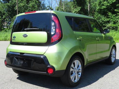Used 2016 Kia Soul + FWD image 5