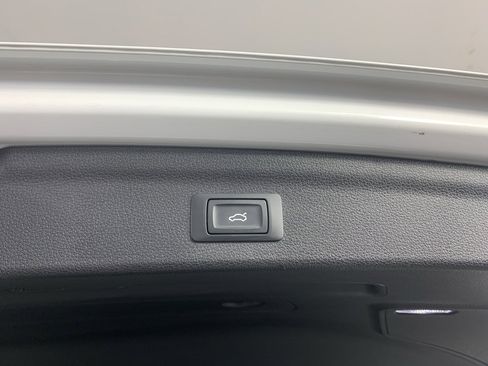 Used 2022 Audi Q3 2.0T Premium image 37